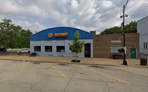 NAPA Auto Parts - Auto Parts - Momence - photo 2