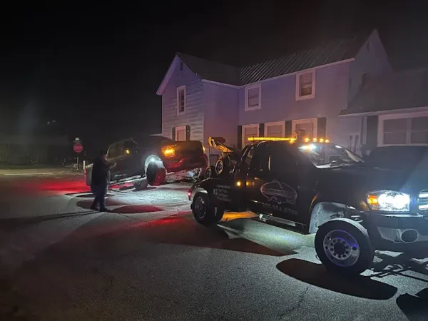 Urgent Towing Roadside & Recovery Inc - photo 3