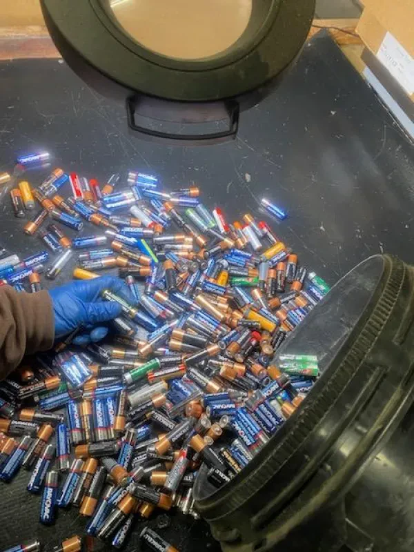Modern Waste - Recycling Center Sacramento CA | Electronics Recycling, Battery Recycling & Secure Data Destruction - photo 4