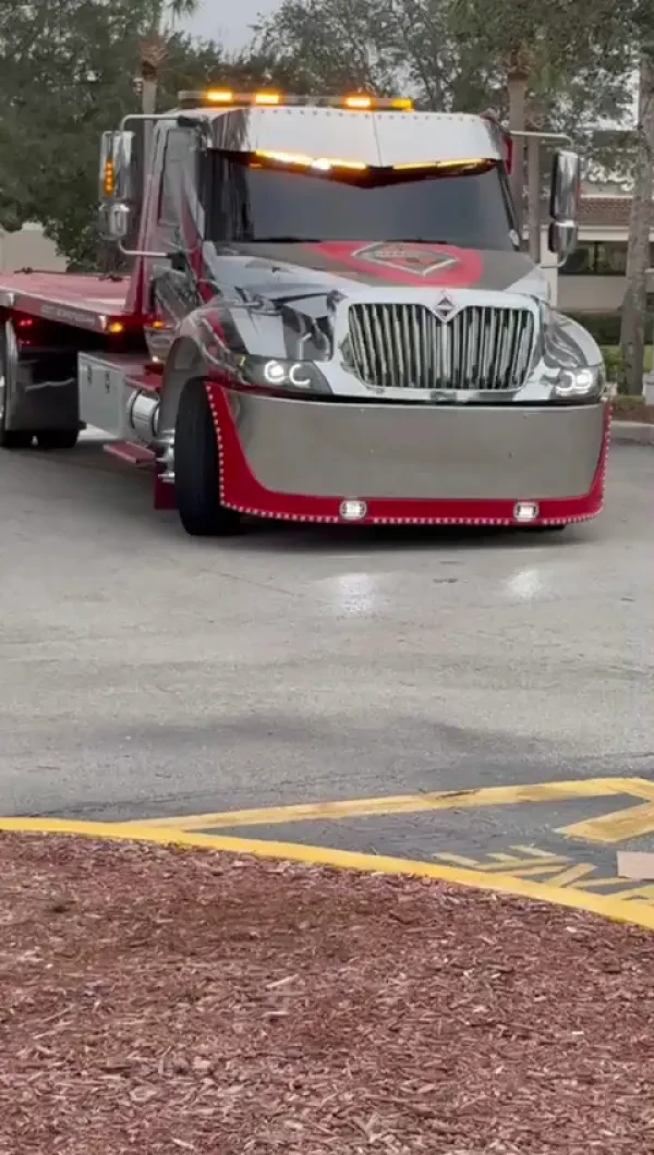 Family Transport & Towing Recovery USA - photo 2
