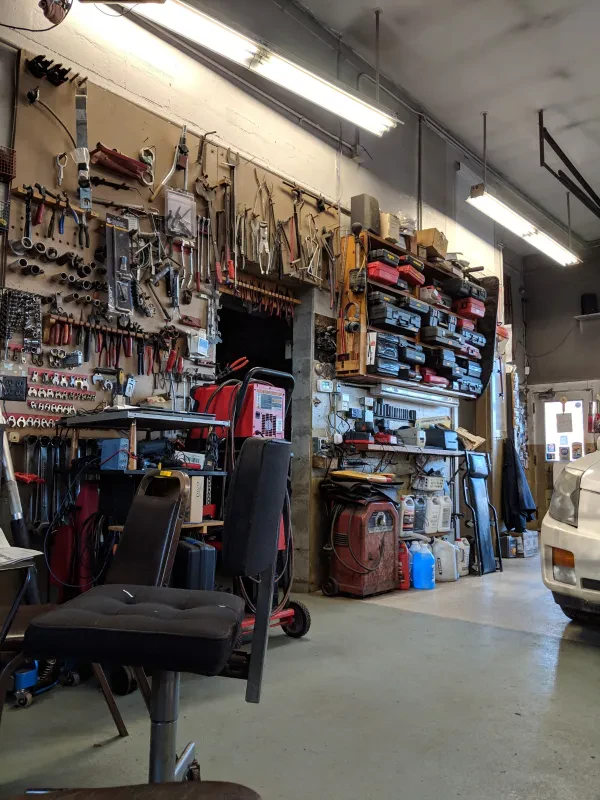 Roux's Garage - photo 2