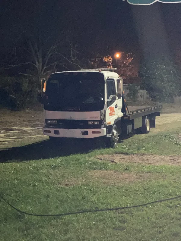 Williams' Towing - photo 3