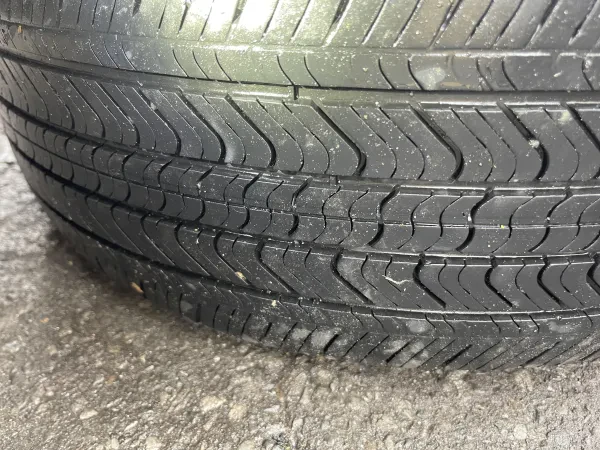 Max Tires Gomas Nuevas Usada - photo 2