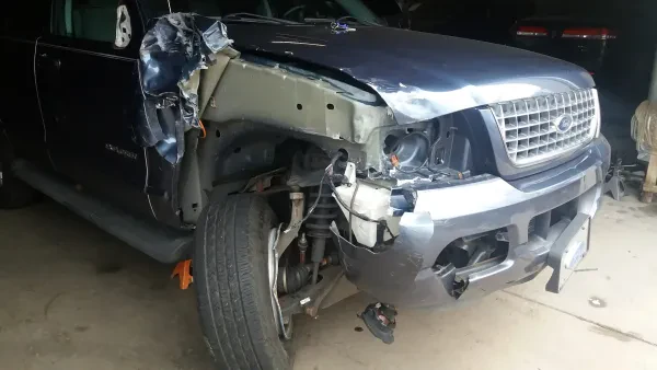 Ecua Auto Collision & Repair - photo 2