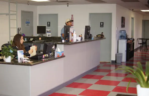 Pacific Auto Zone - photo 4