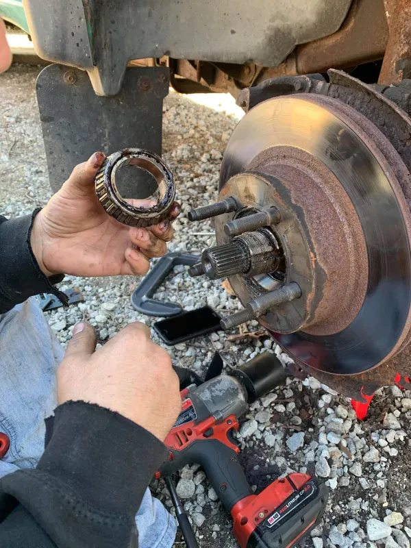 Adam and sons mobile mechanic - photo 4