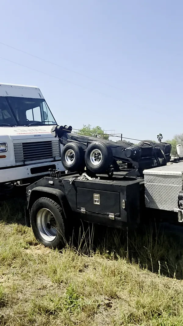 Alejo towing & Recovery - photo 2