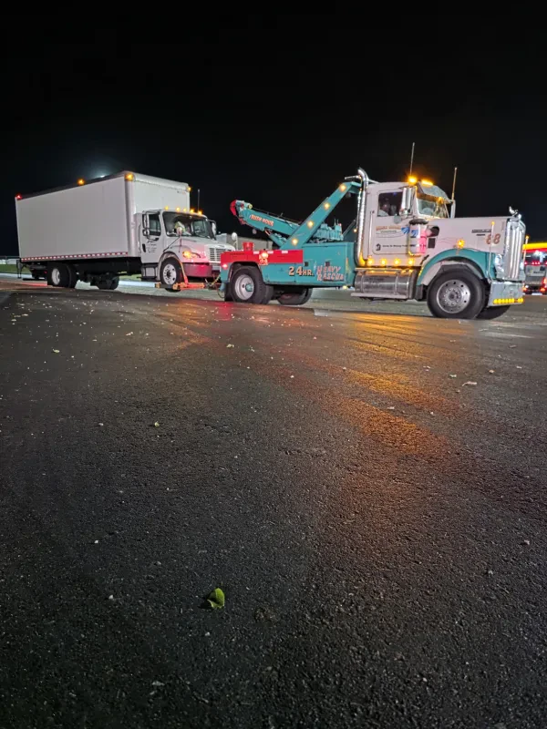 Rush Hour Towing of Sparta - photo 2
