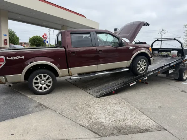 C&C Towing - photo 3