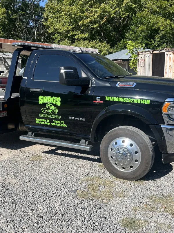 Snags Wrecker Service - photo 3