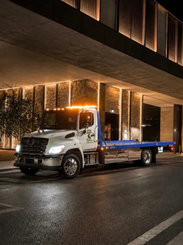 Freeway Towing & Storage - Tempe - photo 3