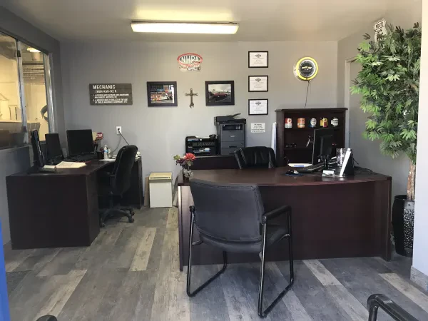 Harvil Auto Body - photo 4