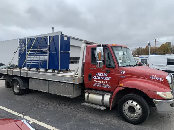 Del's Garage & Towing - photo 2