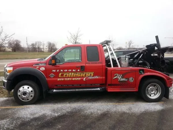 Minooka Collision Center & Towing, Inc. - photo 2
