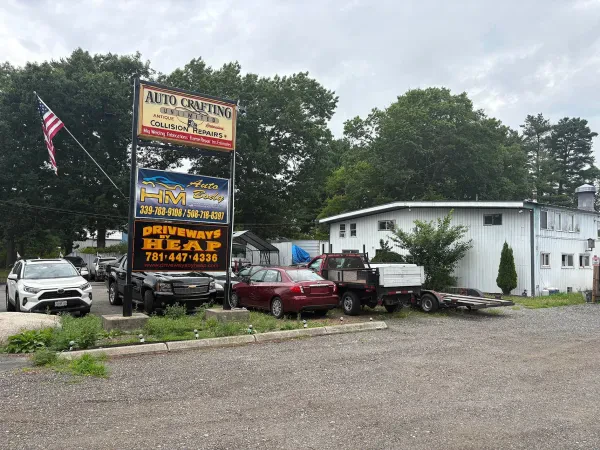 HM Auto Body Inc - photo 2