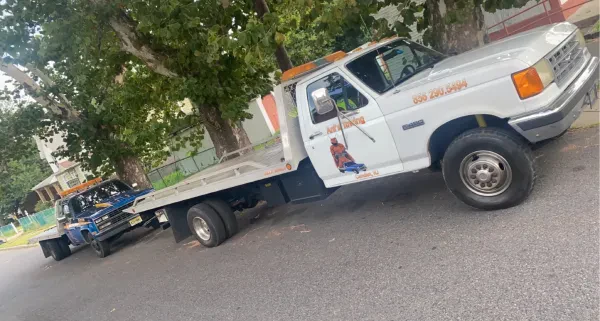 Ant's Towing LLC - photo 2