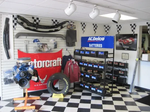 Kinley Auto Parts - photo 4