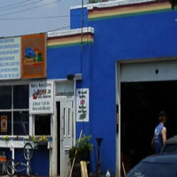 Bob's Auto Clinic - photo 2