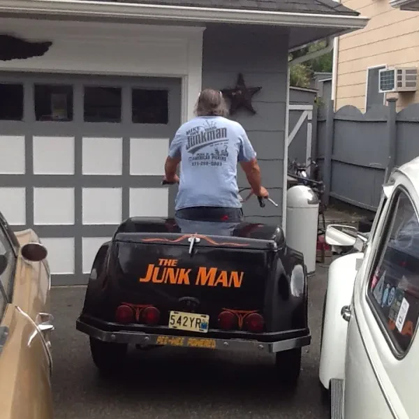 Mike the Junk Man - photo 2