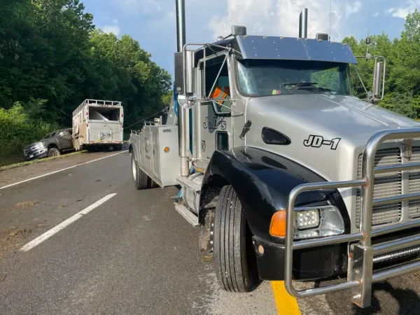 J & D's Towing And Recovery LLC - photo 2