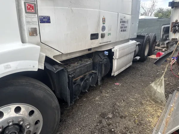 AJ truck Repair and mobile Road Service - photo 4