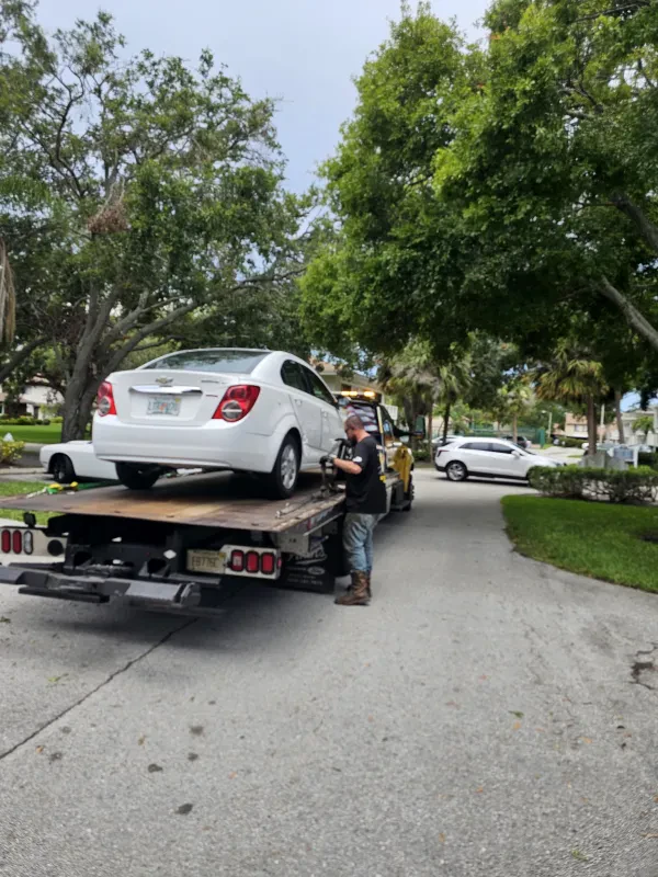Action Towing Inc of Tampa - photo 3