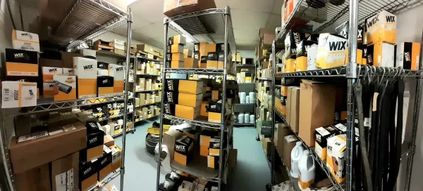 Wayne's Truck & Auto Parts - photo 2
