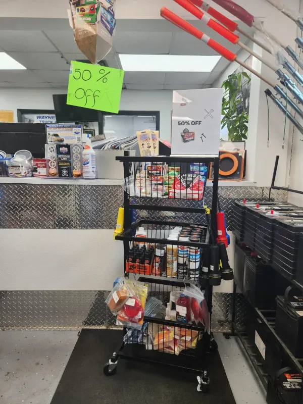 Wayne's Truck & Auto Parts - photo 4