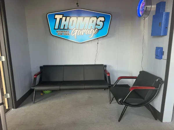 Thomas Garage Towing LLC - photo 3