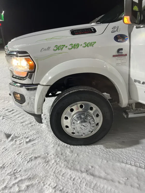 Lee's Towing - photo 3