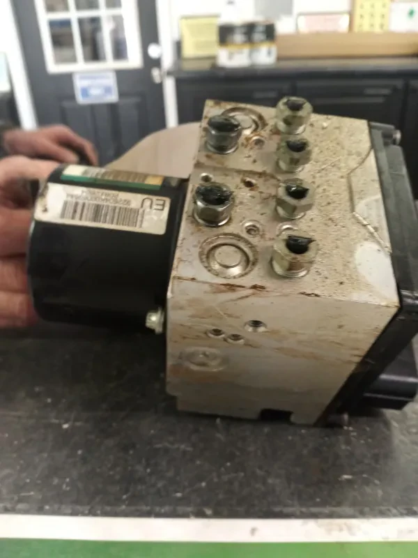 LKQ A & R Auto Parts - photo 3