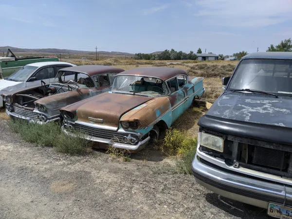 V&V Salvage - photo 2