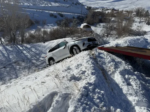 Mountain West Towing - photo 4