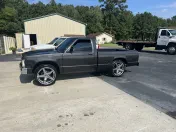 Holt's Body Shop