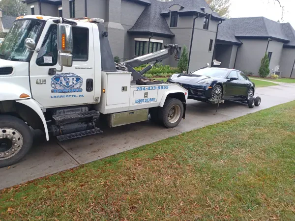 A&R TOWING - photo 3