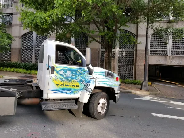A&R TOWING - photo 4