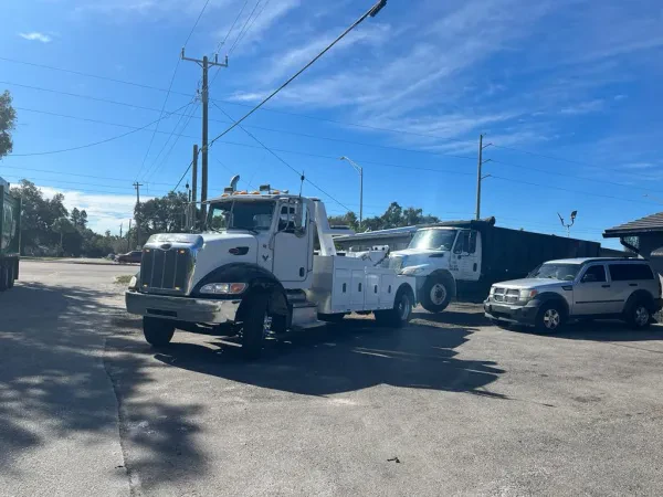 Towing Sapphire Bradenton Service - photo 3