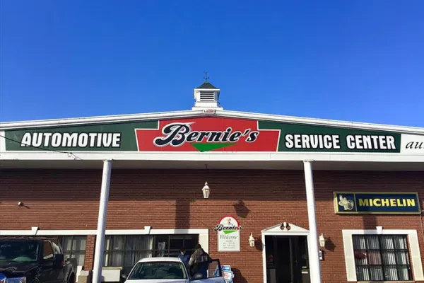 Bernie's Towing - photo 2