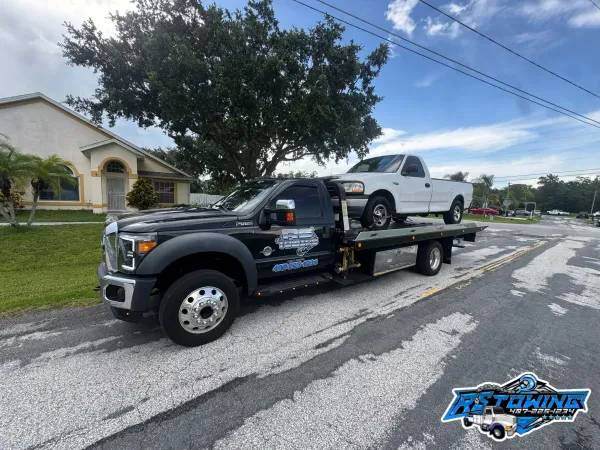RS TOWING CORP - photo 2