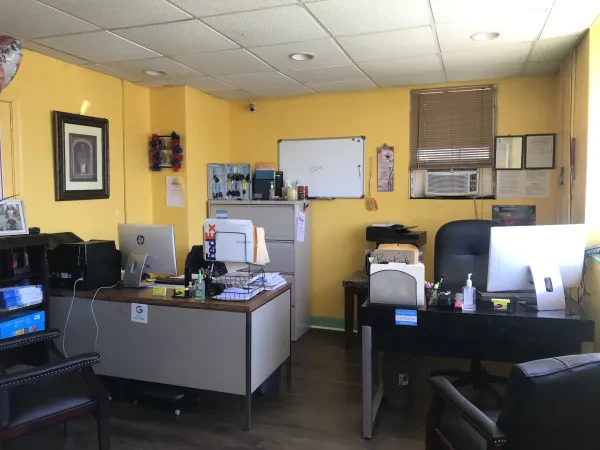Budget Auto Deal and More Services Inc - photo 2