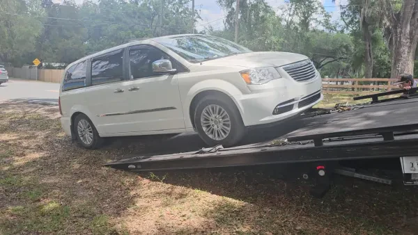 Mark's Towing Inc - photo 2