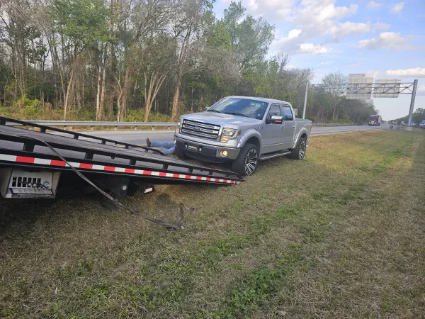 Scenic City Towing - photo 3
