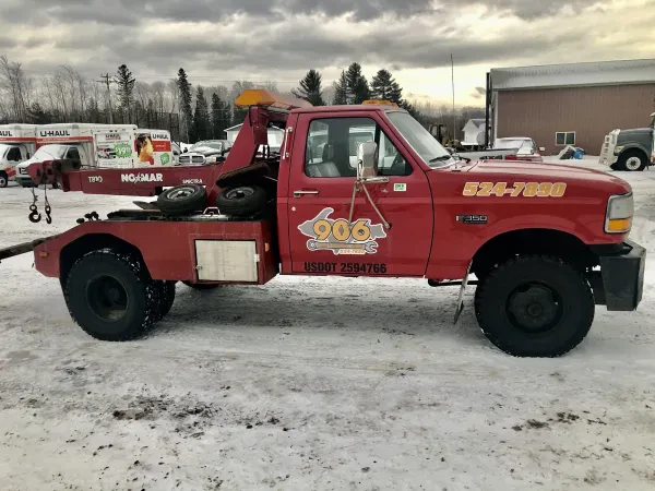 906 Truck & Equipment - photo 4