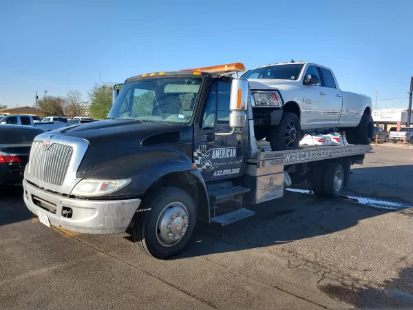 Team America Towing & Recovery - photo 3