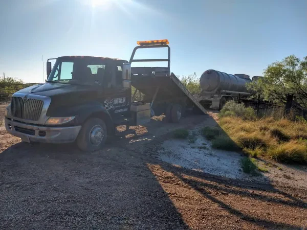 Team America Towing & Recovery - photo 4