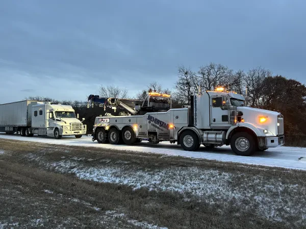 Silverstar Wrecker SVC LLC - photo 2