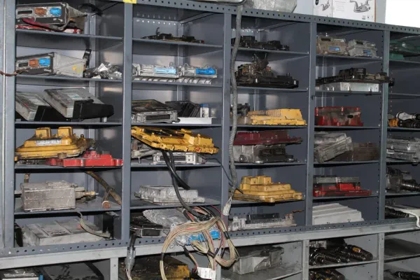 American Used Trucks & Parts - photo 4
