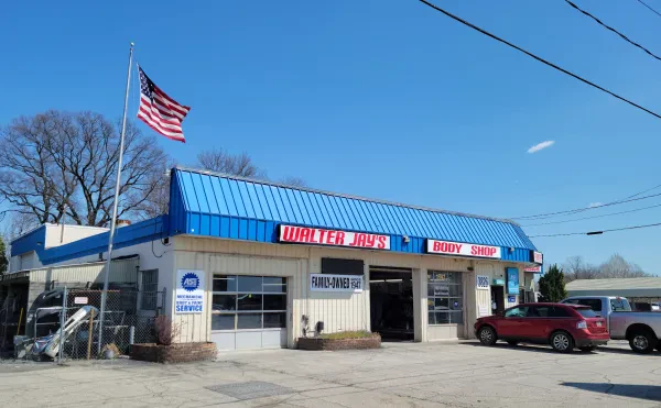 Walter Jay's Collision Center - photo 3