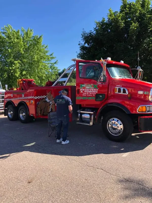 Fox Recovery and Towing - photo 4