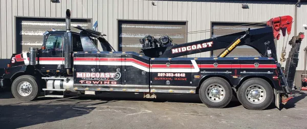 Midcoast Truck Repair & Towing - photo 4